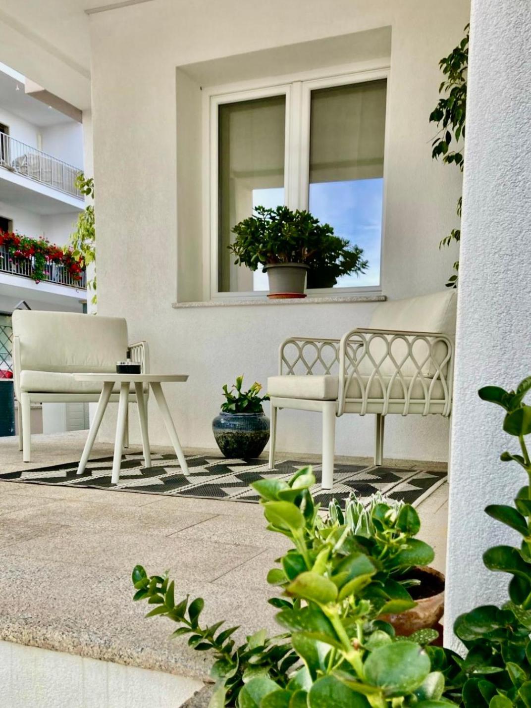 Casa Ameri Affittacamere Ольбия Экстерьер фото